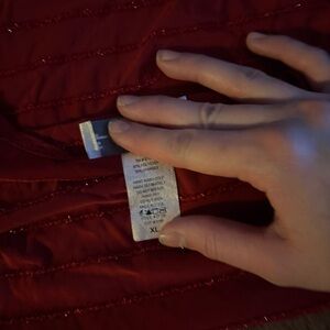 Elegant Red Women's sparkly red short sleeve shirt